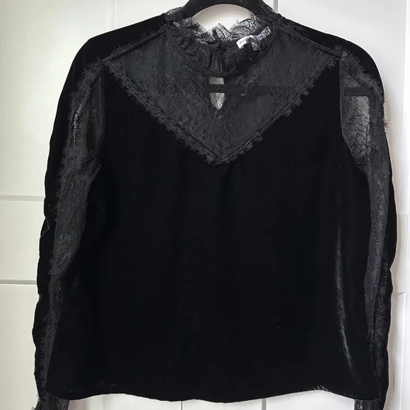 Blue and White Fitted Long Sleeve Blouse with Mandarin Collar - Picture 9 of 10